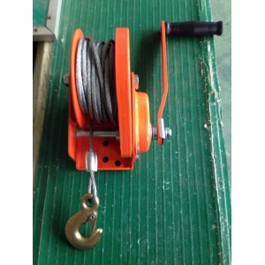 Hand winch with automatic brake